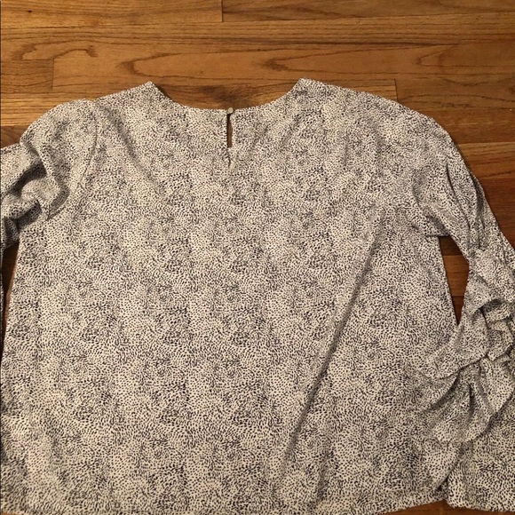 Top - Picture 4 of 5